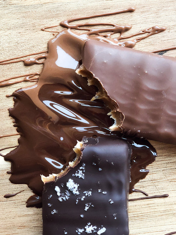 Karamel Kompagniet Karamell Riegel in dunkler Schokolade 50g