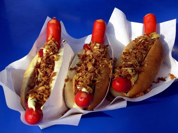 GØL Rød Pølse - rote Hotdog Würste im 10er Pack, 620g TK-Ware